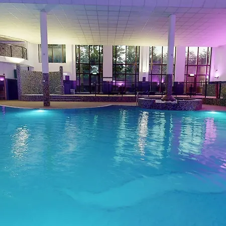 Village North Otel 4*