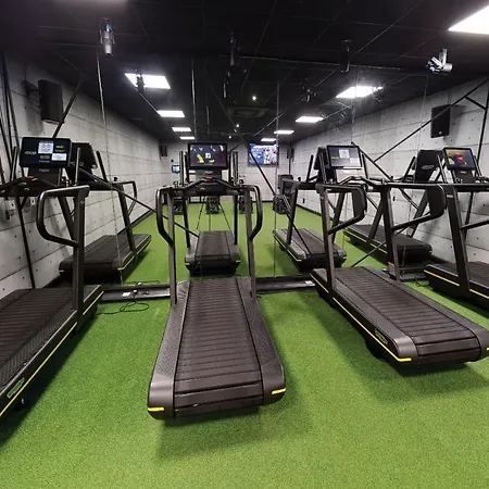 Hotel Village North 4*