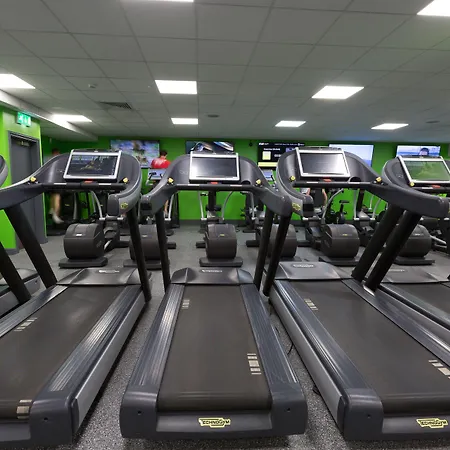 Village North Hotel Leeds (West Yorkshire)