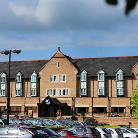 Village North Leeds (West Yorkshire)