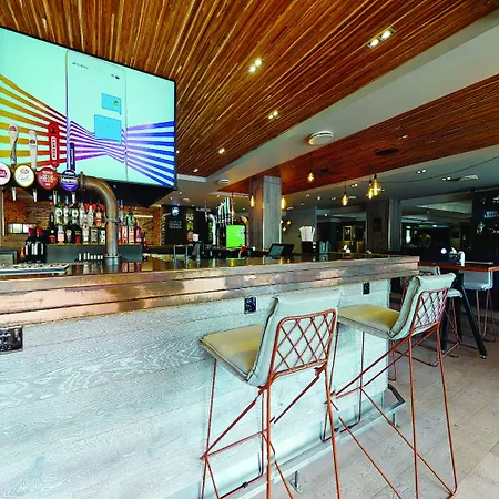 Hotel Village North Leeds (West Yorkshire)