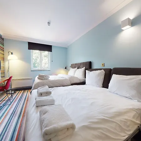 Village North Hotel Leeds (West Yorkshire)