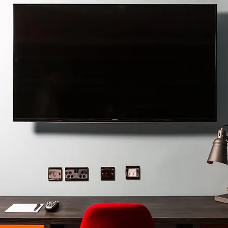 Village North Leeds (West Yorkshire)