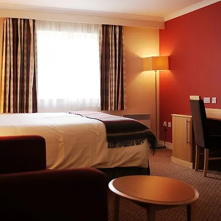 Village Leeds North 3* Λιντς