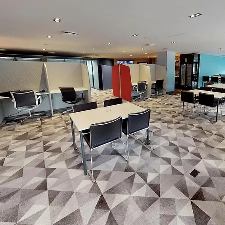 Otel Village Leeds North Leeds (West Yorkshire)