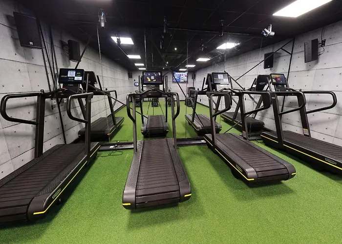 Готель Village North 4*