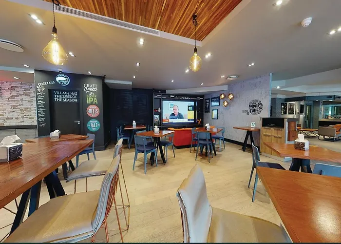 Village North Leeds (West Yorkshire)