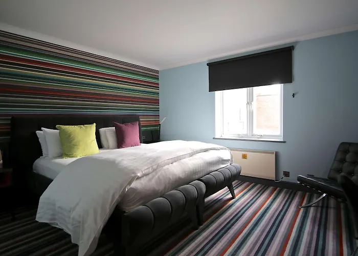 Hotel Village North 4*