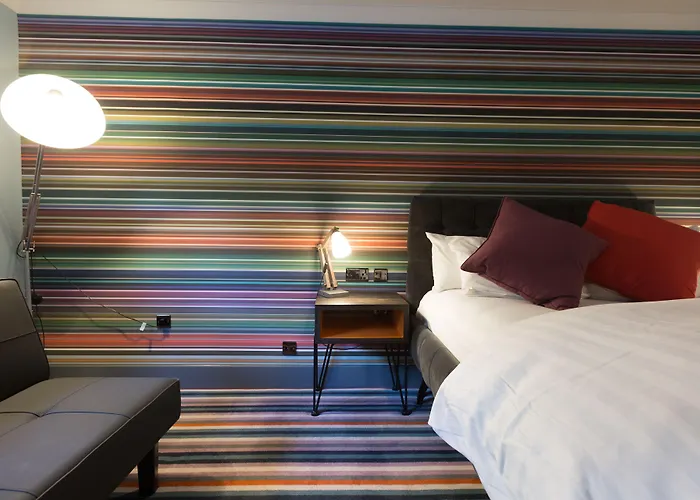 Village North Hotel Leeds (West Yorkshire)