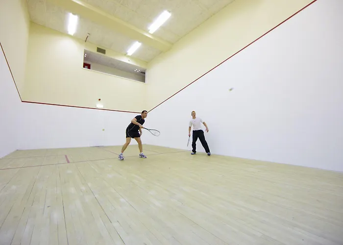 利兹北部乡村酒店 4*