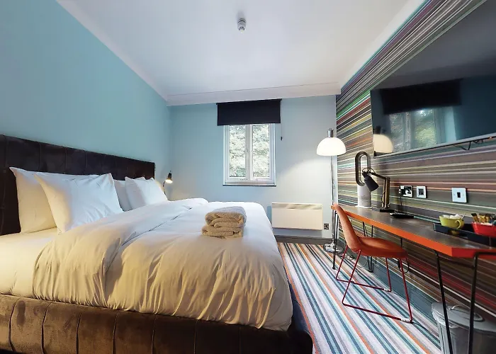 Hotel Village North 4*