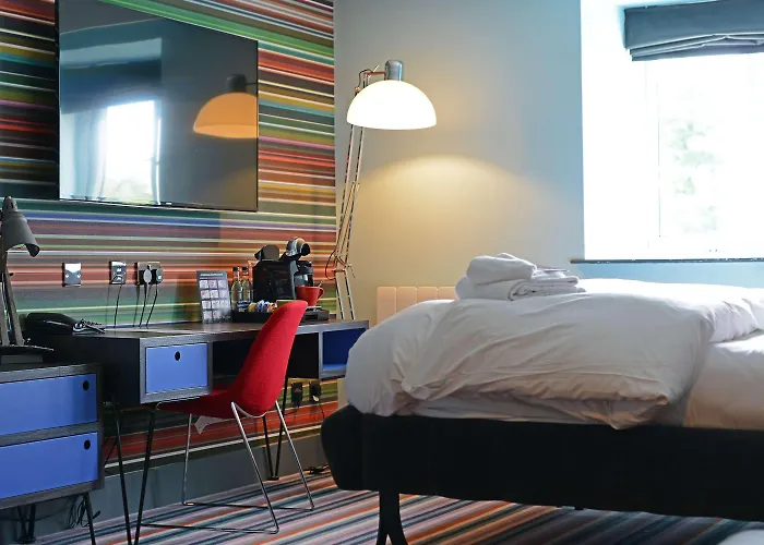 Village North Готель 4*