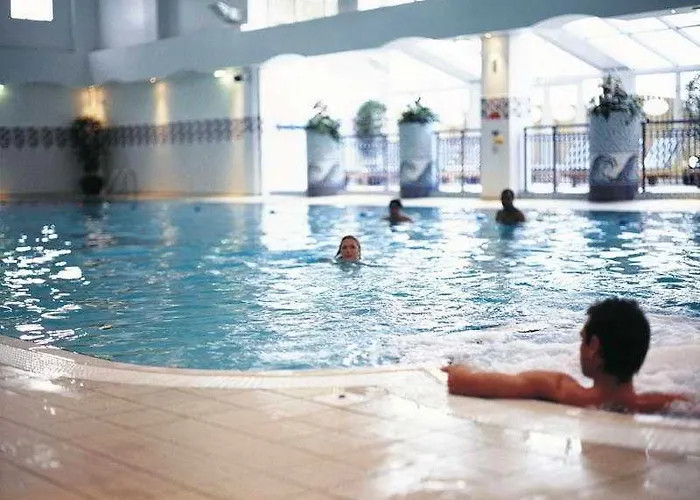 利兹北部乡村酒店 4*