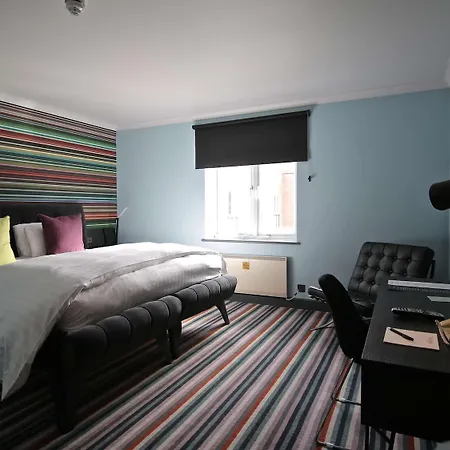 Village North Λιντς