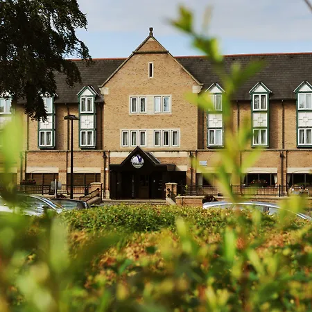 Village North Λιντς