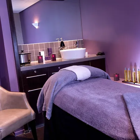 Ξενοδοχείο Village North 4*