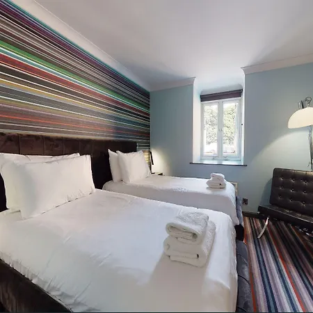 Village North 4* Λιντς