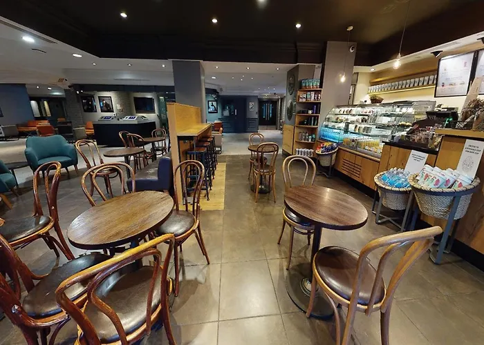 Village North 4* Leeds