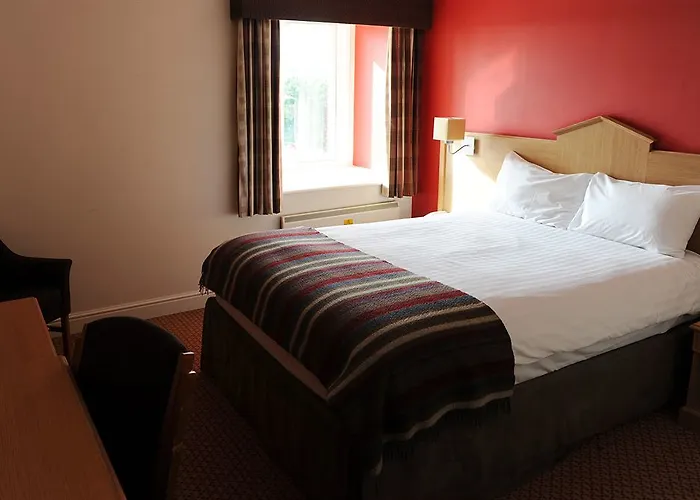 Village North 4* Leeds